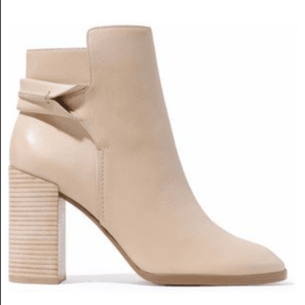 Mercedes Castillo leather off white booties